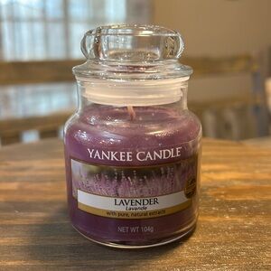 Yankee Candle Rare Lavender Classic Small Jar Candle (104g) 3.7oz. Unused